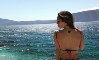Eliza Dushku në bikini zbulon tatuazhin me shqiponjën: Krenare që jam shqiptare (Foto)