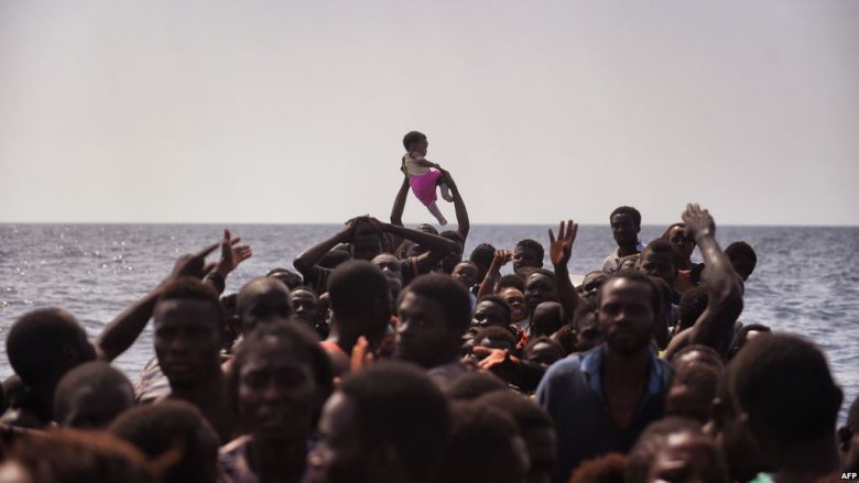 Mbi 6 mijë migrantë janë shpëtuar në Mesdhe në dy ditët e fundit