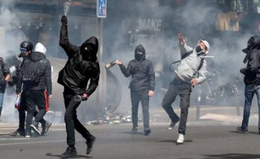 Shpërthen dhuna në protestën kundër Le Pen në Paris (Live)
