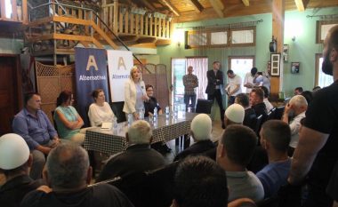 Kusari-Lila hap fushatën në Gjakovë: Koalicioni LDK-AKR-Alternativa do ta zhvillojë Kosovën (Foto)