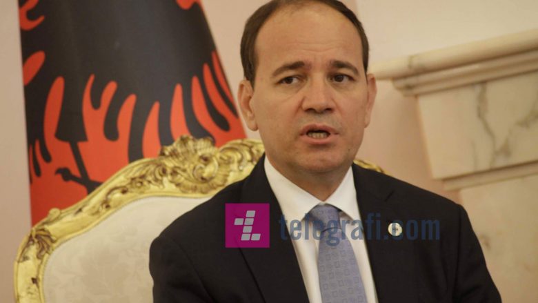 Ish-presidenti Nishani: Tirana duhet të reagojë ndaj provokimit të Vuçiqit që i bëri Kosovës