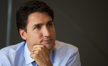 Justin Trudeau tregon arsyet se përse është duke rritur djem feministë