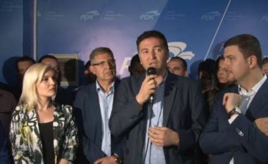PDK në Prishtinë hap fushatën zgjedhore me fishekzjarre