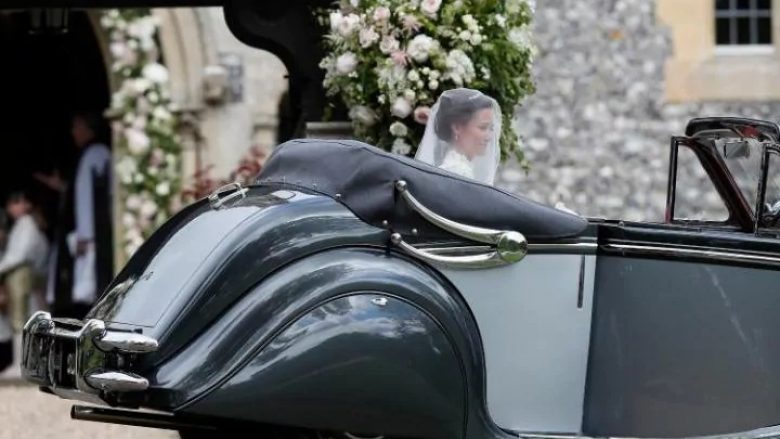 Dasmë mbretërore, Pippa Middleton po kurorëzohet (Video)