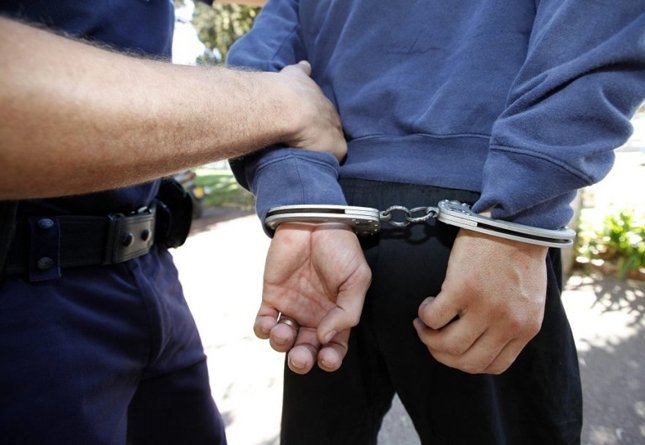 Arrestohet i moshuari nga Gostivari, policia gjatë bastisjes i gjeti nëntë qese me marihuanë