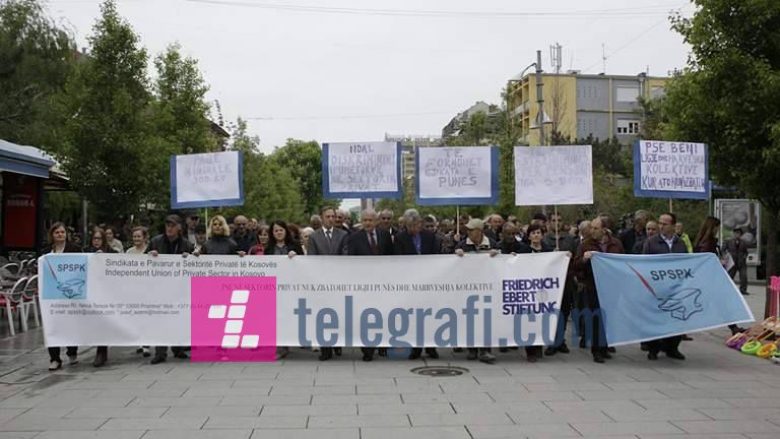 Protesta të zbehta të punëtorëve përballë “një mal problemesh”