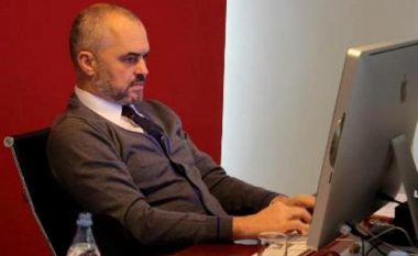 Qytetari: Pse o Zot nuk ua merr shpirtin politikanëve shqiptarë; Edi Rama: Lëre Zotin rehat dhe ushqe mendjen me lexime!