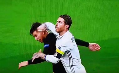 Momenti kur Ramos e goditi me bërryl lojtarin kundërshtar (Video)
