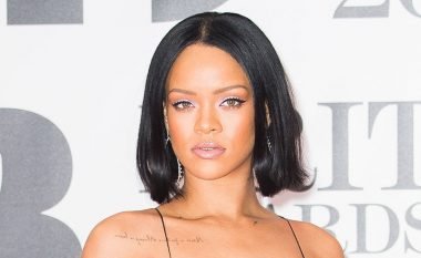 Rihanna është shtatzënë?! (Foto)