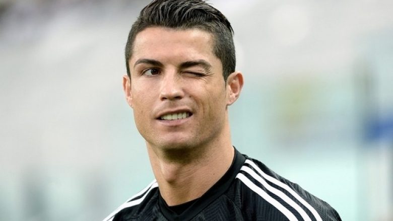 Ronaldo nuk heziton t’ia bëjë ‘like’ videos së këngëtares shqiptare (Foto/Video)