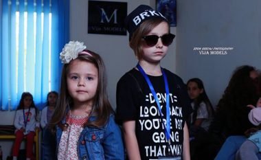 “Prishtina Fashion Kids” bashkon fëmijët të cilët përjetojnë ndjenjën e një sfilate të vërtetë