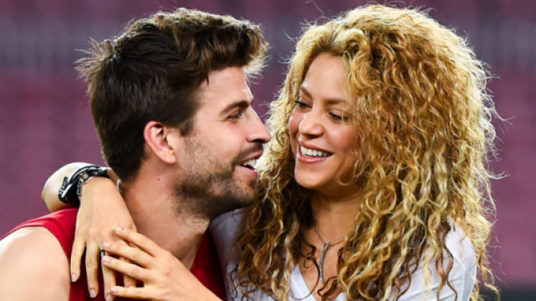 Shakira publikon këngën e re, pjesë e klipit edhe Pique (Video)