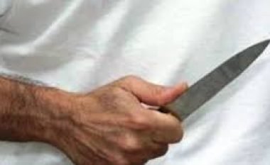 Sherr për dyqanin e byrekut, 38-vjeçari u qëllua tri herë me thikë (Foto)