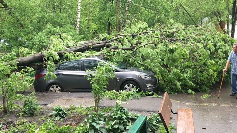 Stuhia bën “kërdi” në Moskë, 12 të vdekur dhe mbi 120 të lënduar (Foto/Video)