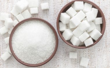 Sheqeri i bardhë ushqen qelizat kanceroze