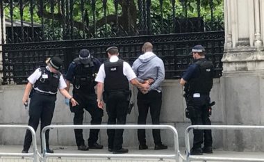 Incidenti në Londër nuk ka të bëjë me terrorizmin