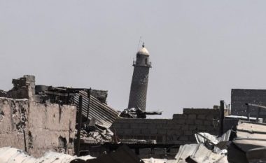 ISIS hedh në erë Xhaminë e Madhe në Mosul