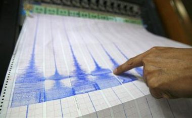 Tërmeti shkund Tiranën