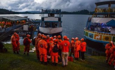 Nga fundosja e anijes në Kolumbi, 6 të vdekur e 16 të zhdukur