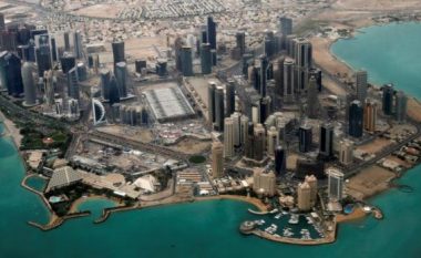 Arabia Saudite dhe aleatët ndërpresin marrëdhëniet me Katarin