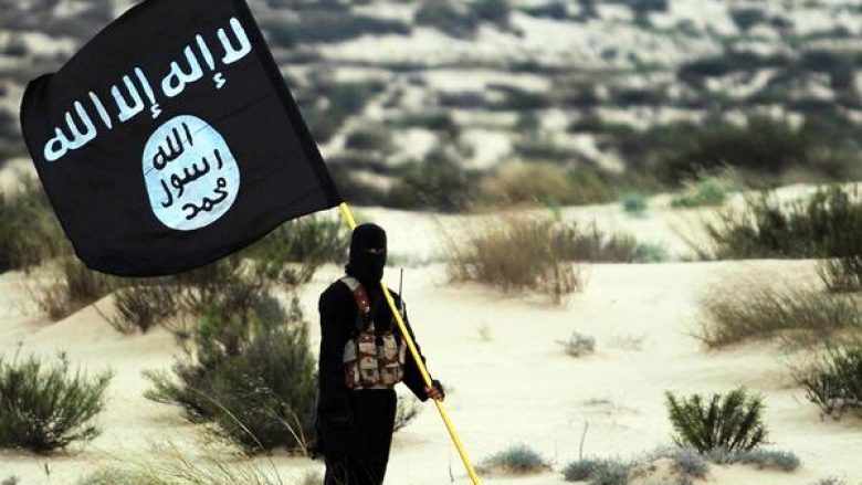 “Pasaporta për xhenet”: ISIS-i u shpërndan militantëve të vet dokumente për botën tjetër (Foto)