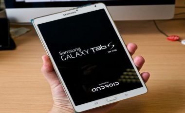 Samsung Galaxy Tab S3 9.7 kushton 745 dollarë