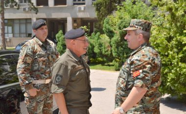 Commenda dhe Veliçkovski shprehen për bashkëpunim ushtarak Maqedoni-Austri