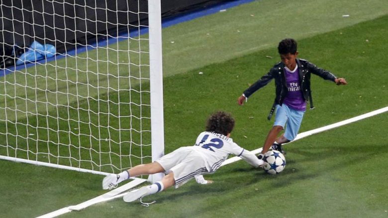 Djali i Ronaldos shënon golin e parë në Bernabeu, e gjitha kjo pas disa driblimeve të bukura (Video)