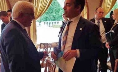 Dimitrovi takoi Steinmeier, Ivanovi shmangi atë?