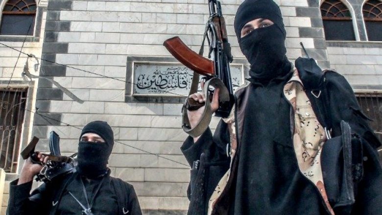 ISIS-i thotë se ka krijuar një “provincë” në Kashmir