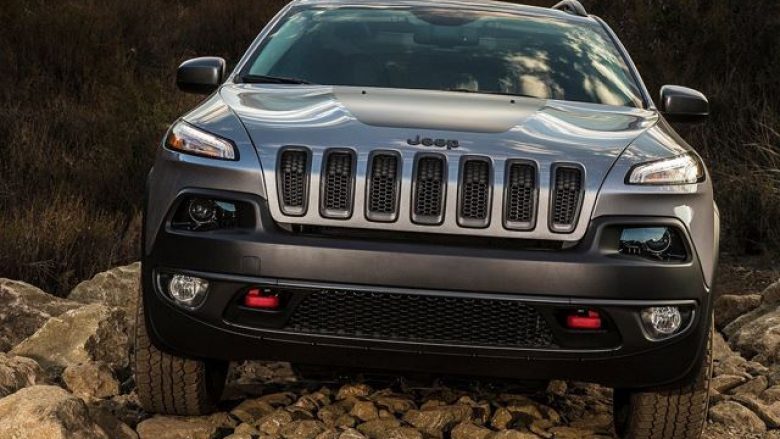 Jeep tregon pamjen e përparme që do ta ketë Cherokee i ri (Foto)