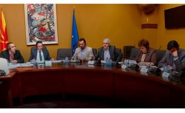 Shpenzime të tepruara në Komisionin Rregullator për Energjetikë të Maqedonisë
