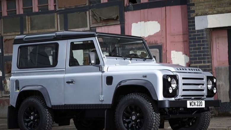 Land Rover Defender i ri do të ketë pamjen e njëjtë (Foto)