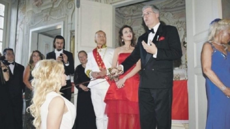 Kanë gënjyer të gjithë Italinë duke u prezantuar si princi dhe ambasadori i Maqedonisë (Foto/Dokument)