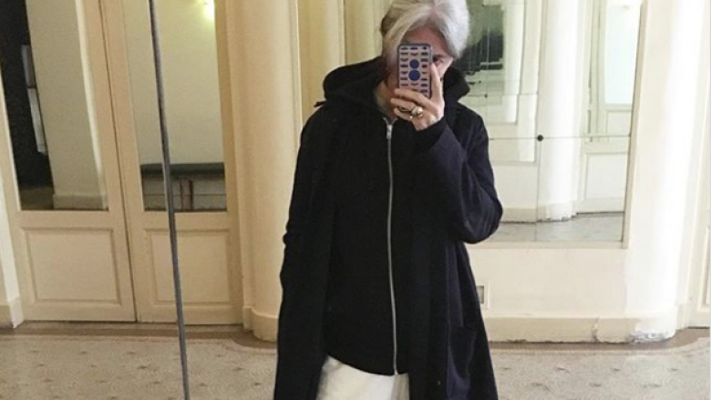 54 vjeçja franceze me Instagramin më “stylish” që ekziston (Foto)