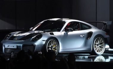 Shumë kohë para datës së planifikuar, Porsche publikon një 991 tërësisht të ri (Foto)