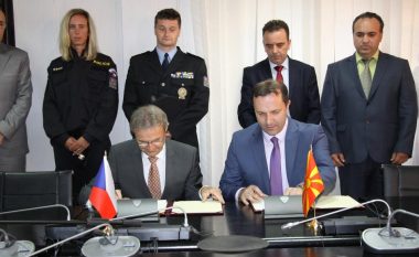 Detaje rreth donacionit të Çekisë për MPB-në e Maqedonisë (Video)