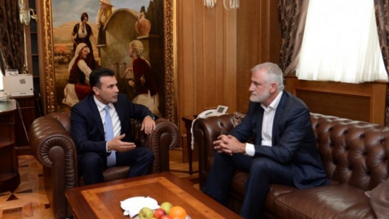 Zaev dhe Thaçi u takuan për reformat dhe sfidat e vendit