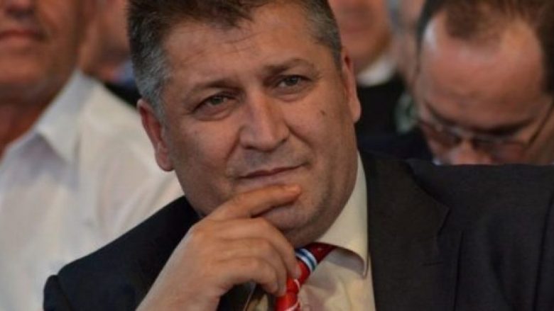 Berisha: Vetëvendosje duhet t’i thotë ‘PO’ Haradinajt