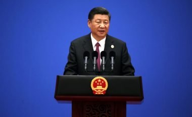 Presidenti i Kinës në vizitën e parë në Hong Kong