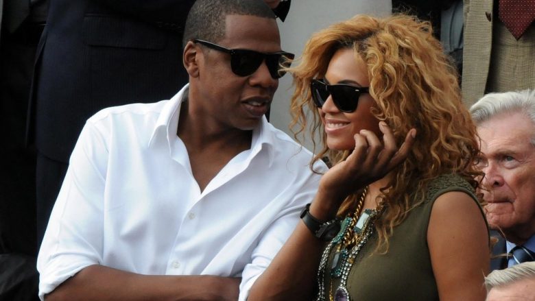 Jay Z i kërkon falje publike për tradhtinë Beyonces