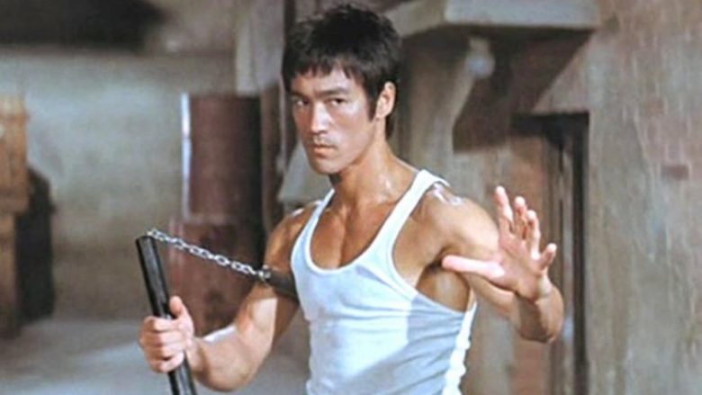 Pamje të rralla: Shihni se si Bruce Lee luftonte jashtë ekranit televiziv (Video)