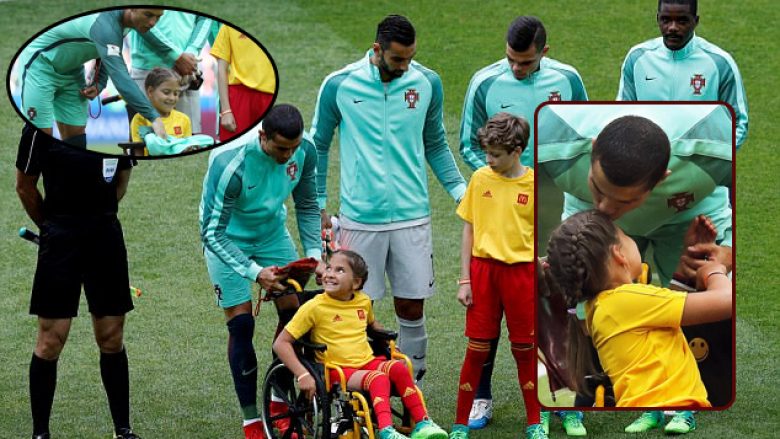 Ronaldo e gëzoi dhe e bëri të qeshë vajzën me aftësi të kufizuara para ndeshjes ndaj Rusisë (Foto)