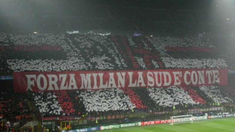 Tifozët e Milanit: Mbajeni Donnarumman edhe një vit në stol