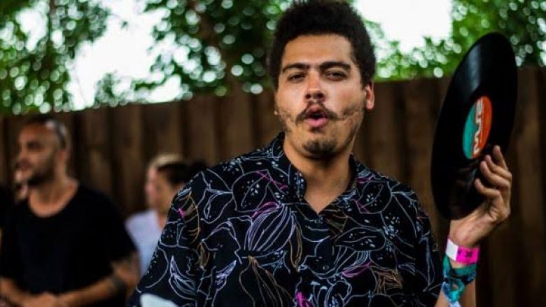 Seth Troxler – Nga Glastonbury dhe Coachella drejt Prishtinës