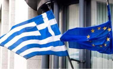 Eurozona i jep 8.5 miliardë euro Greqisë