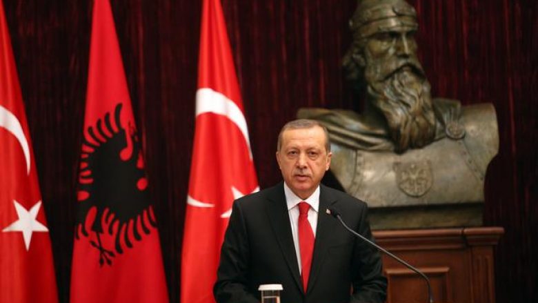 Erdogan kundër bashkimit të shqiptarëve, mohon se mbështet ndonjë parti në Kosovë (Video)