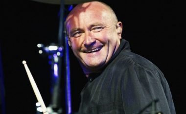 Phil Collins shtrohet urgjentisht në spital