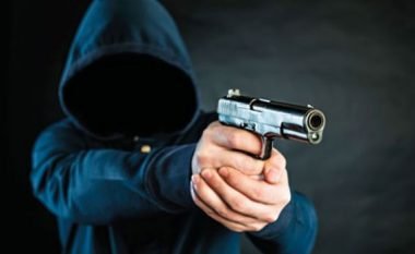 Policia jep detajet e grabitjes së bankës në Veternik