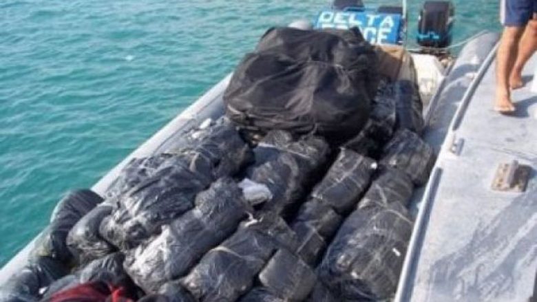 Sekuestrohet sasi e madhe lënde narkotike, po shkëmbehej në mes të detit midis Shqipërisë dhe Italisë